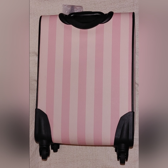 Victoria's Secret Bags Brand New Victorias Secret Wheeled Getaway